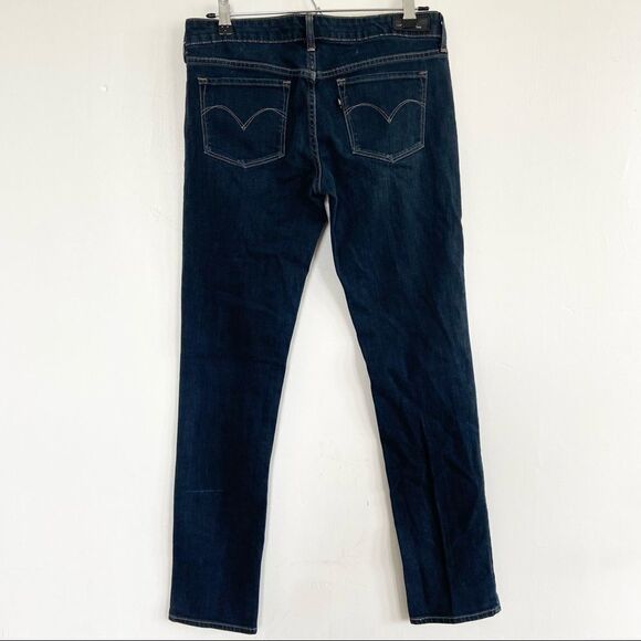Levi’s Slight Curve Skinny Dark Wash Size 28 - Picture 2 of 6
